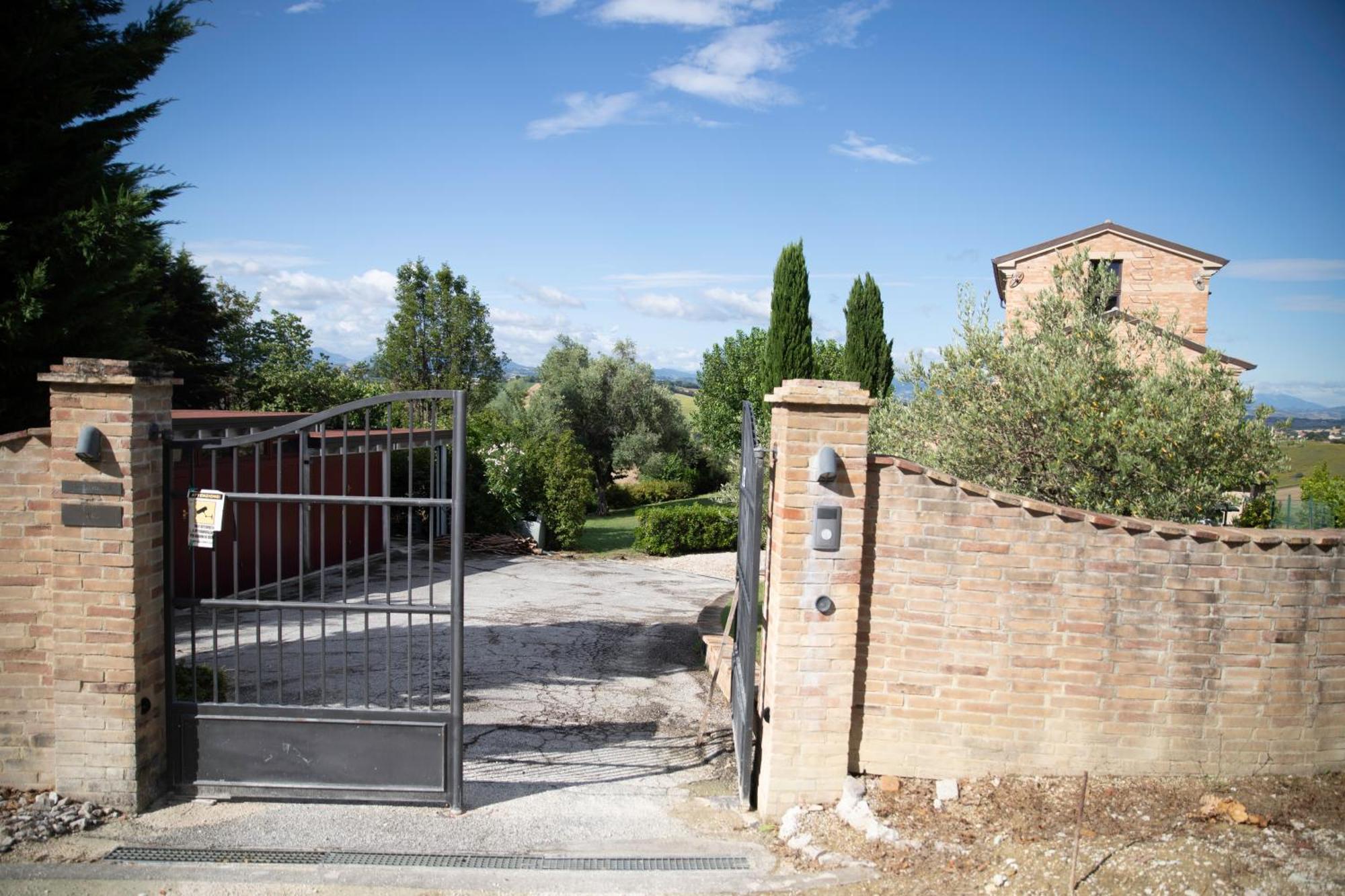 Casali Marchigiani - Ville Vacanza Private Con Piscina Ostra Extérieur photo
