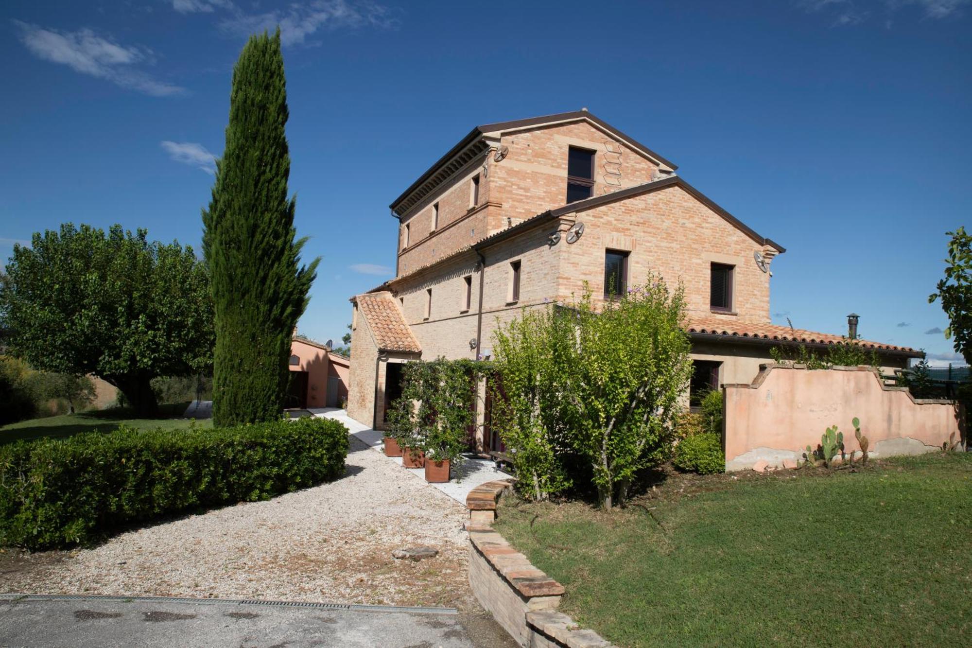 Casali Marchigiani - Ville Vacanza Private Con Piscina Ostra Extérieur photo