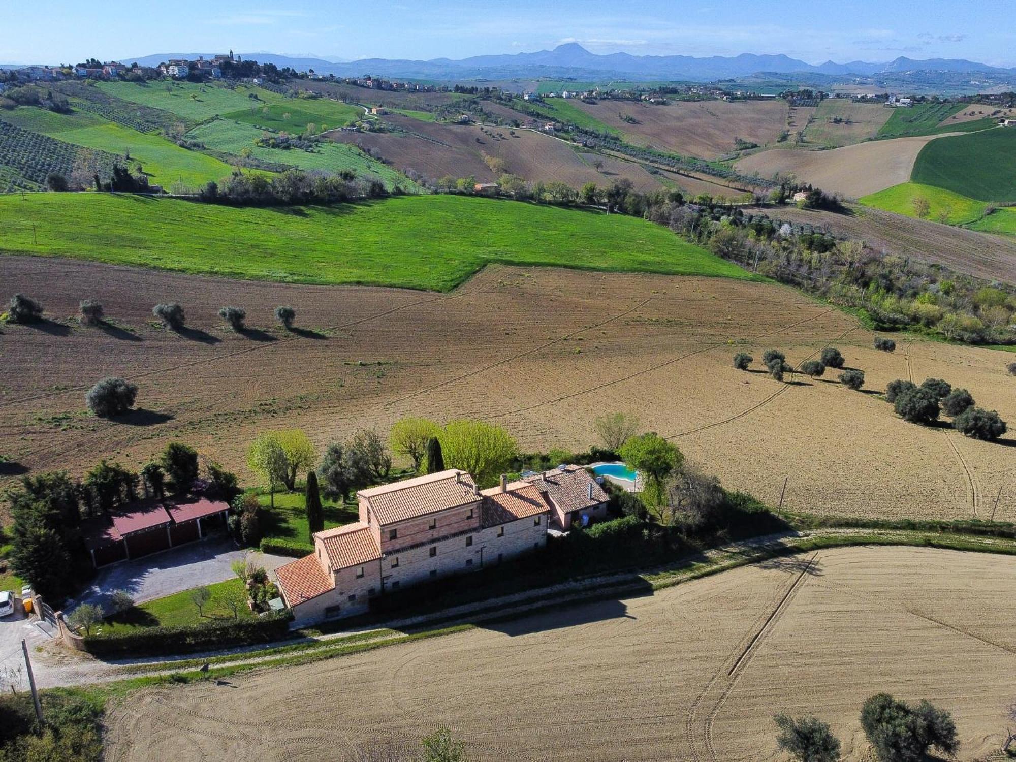 Casali Marchigiani - Ville Vacanza Private Con Piscina Ostra Extérieur photo